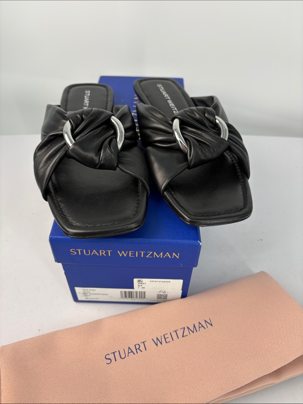 🥐 Stuart Weitzman Cece 7AA Black Leather Knotted Ring Slide Sandals